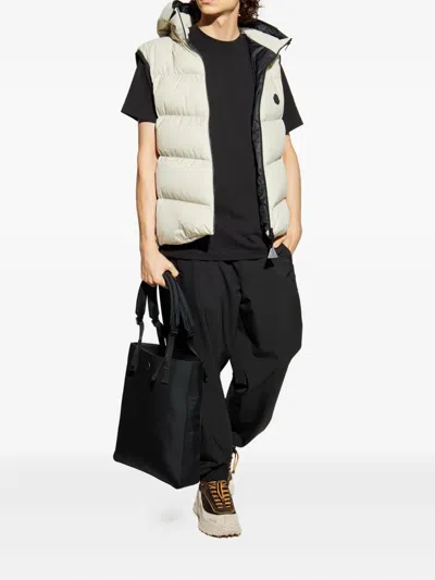 Moncler Soft Cotton Short Sleeve Crew Neck T-shirt In Black