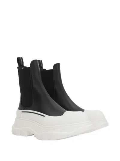 Alexander Mcqueen Black Nappa Leather Tread Slick Ankle Boots