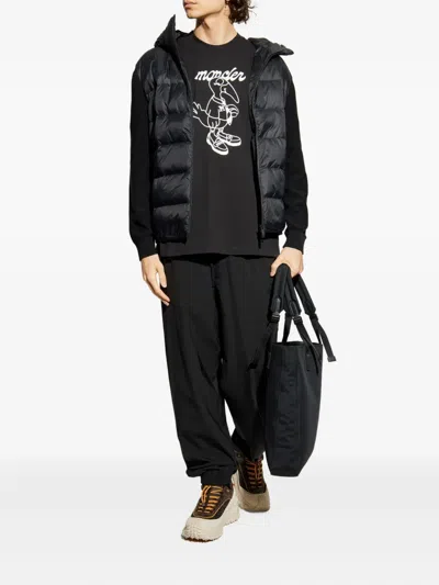 Moncler Mascot Logo Cotton T-shirt In Black