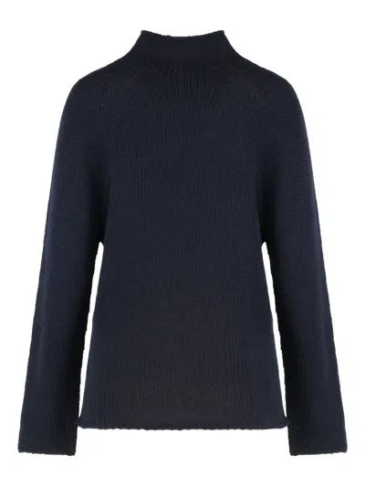 The (alphabet) Turtleneck Cashmere Sweater In Blue
