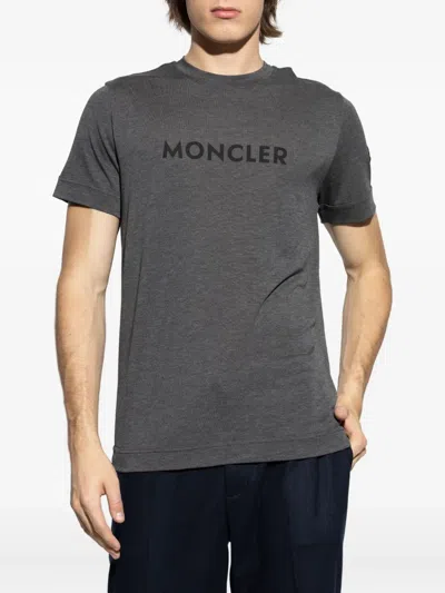 Moncler Logo-print Short-sleeve T-shirt In Gray