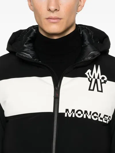 Moncler Logo Technical Jacket With Hood And Pockets In Black