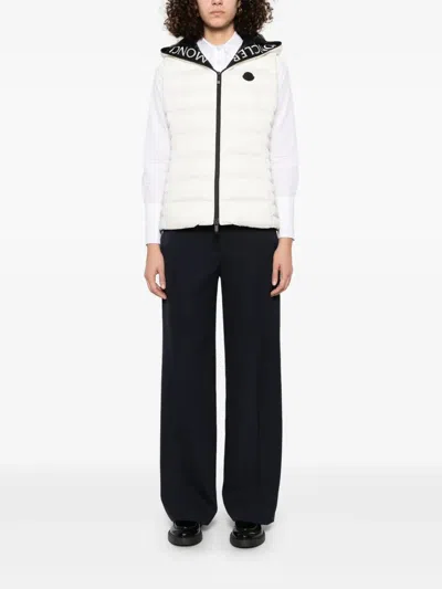 Moncler Padded Vest Aliterse In Gray