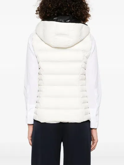 Moncler Padded Vest Aliterse In Gray