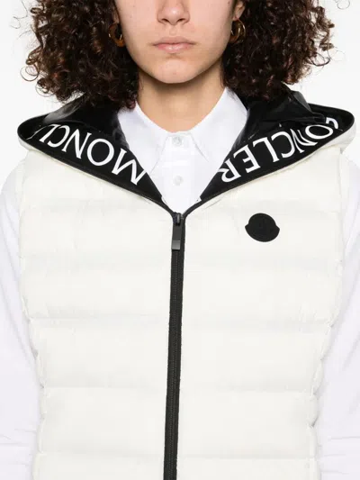 Moncler Padded Vest Aliterse In Gray
