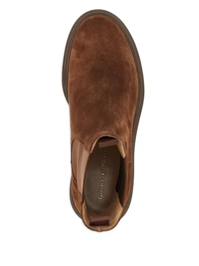 Gianvito Rossi Chester Chelsea Boots In Brown