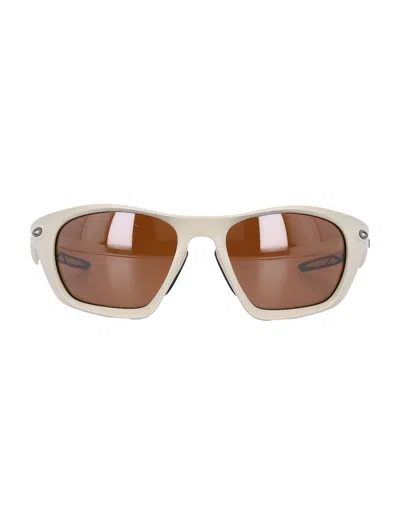 Oakley Matte Sand Lateralis Sunglasses With High-wrap Frame In Brown