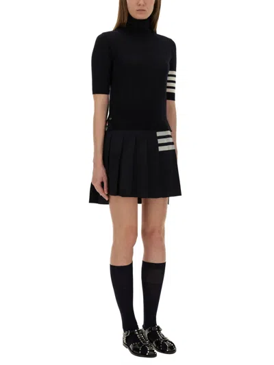 Thom Browne 4-bar Pullover In Virgin Wool In Black