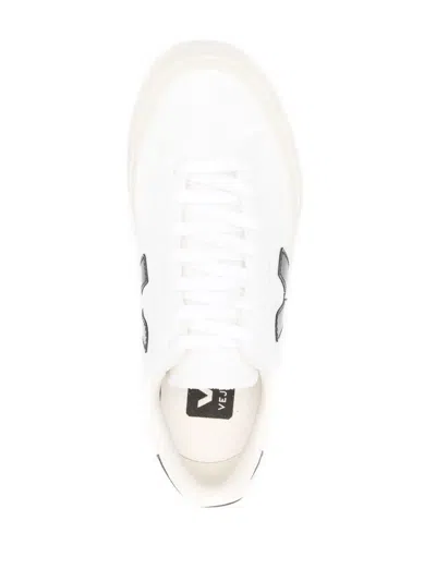Veja Campo White And Black Low Top Sneakers In Vegan Leather Unisex In White
