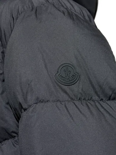 Moncler Puffer Jacket With Detachable Hood And Pockets In Black