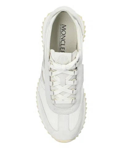 Moncler Sneakers Pacey2 En Daim Et Nubuck In White