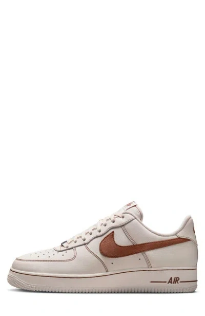Nike Air Force 1 '07 Lv8 Sneaker In Neutral