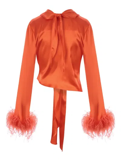 羽毛边饰结饰衬衫