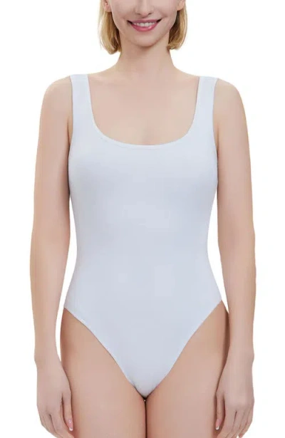 Kimi & Kai U-neck Sleeveless Bodysuit