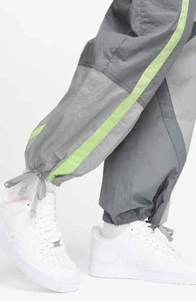 Nike Sportswear Street Parachute Pants In Gray