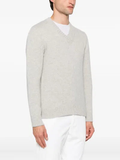 Eleventy V-neck Wool Sweater In Gray