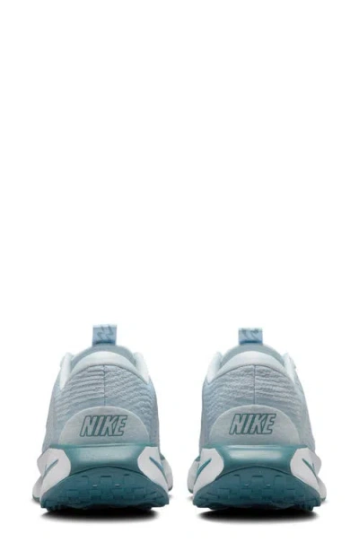 Nike Motiva Road Runner Walking Shoe