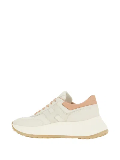 Hogan Footwear With Sole Contrast And Perforated Toe In Neutral