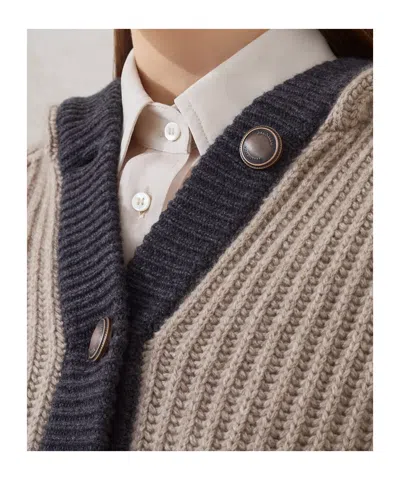 Brunello Cucinelli V-neck Long-sleeved Sweater In Neutral