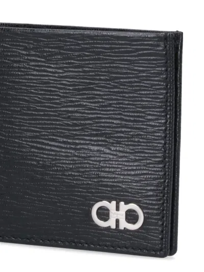 Ferragamo Men Black Hammered Calfskin Gancini Wallet In Black
