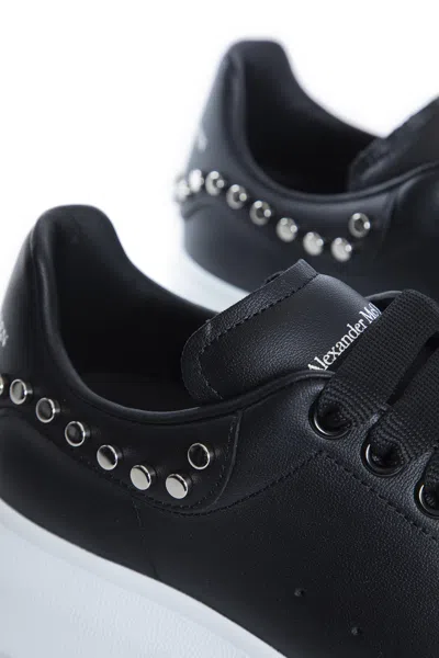 Alexander Mcqueen Studded Leather Platform Sneakers In Black