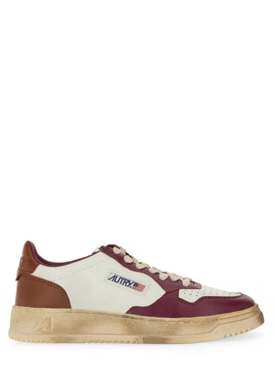 Autry Medalist Low Super Vintage Sneakers