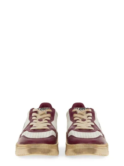 Autry Medalist Low Super Vintage Sneakers