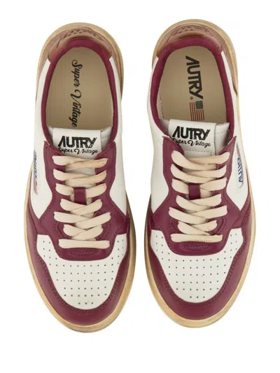 Autry Medalist Low Super Vintage Sneakers