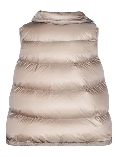 Sacai Quilted Zip-front Gilet In Neutral