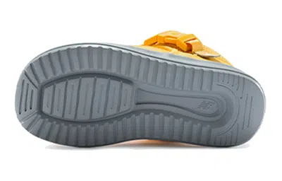 New Balance (ps)  Caravan Moc 'yellow Gray' In Multi