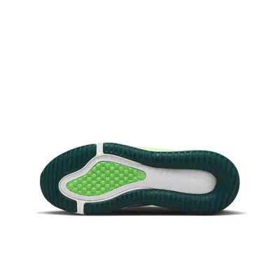 Nike (gs)  Air Max 270 Go 'photon Dust Deep Jungle' In Green