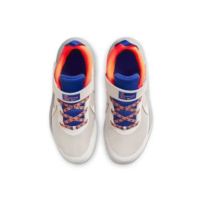 Nike (ps)  Team Hustle D10 Se 'desert Sand' In Neutral