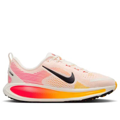 Nike Vomero 18 Running Shoe In Multi