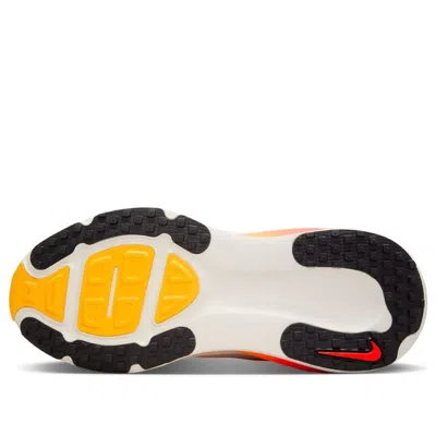 Nike Vomero 18 Running Shoe In Multi