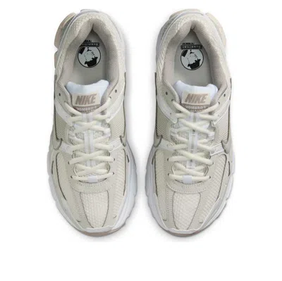 Nike Zoom Vomero 5 Sneakers In Gray