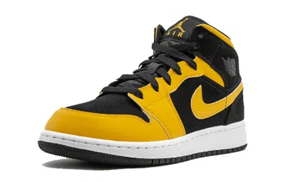 Air Jordan (gs)  1 Retro Mid 'reverse New Love'