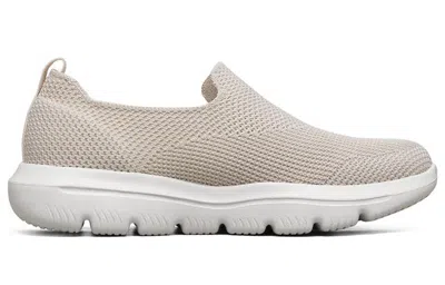 Skechers Go Walk Evolution Ultra Low-top White In Neutral