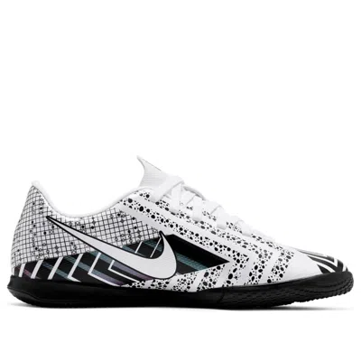 Nike (gs)  Jr Vapor 13 Club Mds Ic Indoor Court White