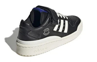 Adidas Originals (gs) Adidas Forum Low X Andr Saraiva 'the World Needs Love'