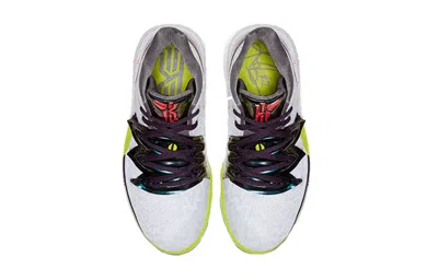 Nike (gs)  Kyrie 5 'mamba Mentality' In Multi
