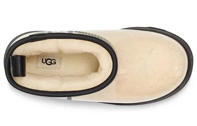 Ugg Classic Clear Mini Ii Large Logo Fleece Lined Big Boys Beige In Neutral