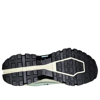 On Running (wmns)  Cloudrock Low Wp 'mineral Aloe'