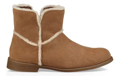 Ugg Coletta Boot (big Kids) Chestnut