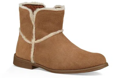 Ugg Coletta Boot (big Kids) Chestnut