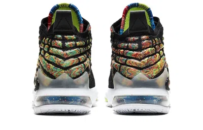 Nike (gs)  Lebron 17 'james Gang'