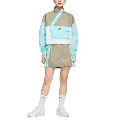 Nike (wmns)  Sportswear Woven Anorak Blue In Multi