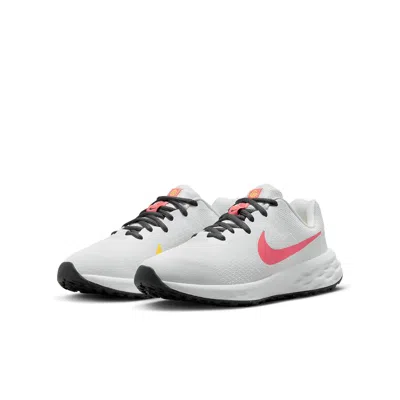 Nike (gs)  Revolution 6 Road Running Shoes 'white Gridiron Orange Sea Coral'
