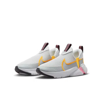 Nike (gs)  Flex Plus 2 'dark Smoke Grey Metallic Gold' In Gray