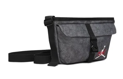 Air Jordan Men's  Portable Large Capacity Messenger Bag Shoulder Bag Black