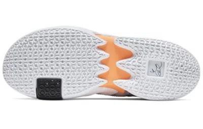 Air Jordan (gs)  Why Not Zer0.2 Se